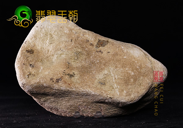 原石皮壳表现:缅甸大马砍场口黄翡色料打灯色浓肉质细腻表现